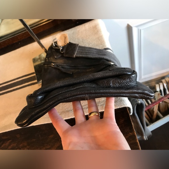 NWT Bed Stu Leather Andie Sling Backpack Black DD Retail $255 - Picture 8 of 13